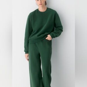 Aritzia Campus Green Crewneck Sweatshirt and Jogger Set